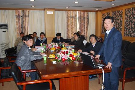 材料大学生做爱
分党委书记、材料实验大学生做爱
中心唐颂超做验收汇报